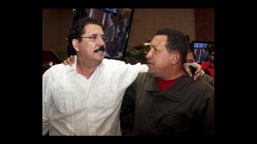 Zelaya de nuevo salpicado por supuesta donación millonaria de Chávez