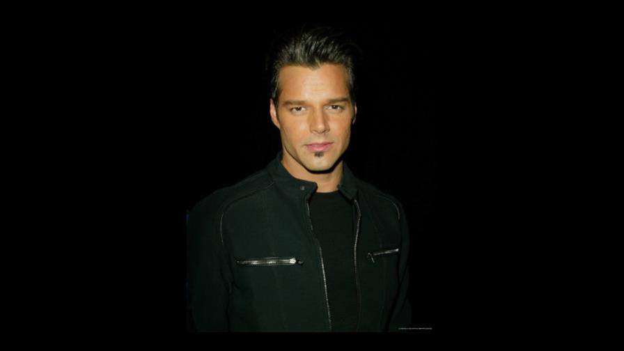 Ricky Martin aclara no piensa en boda pero sí aumentar la familia