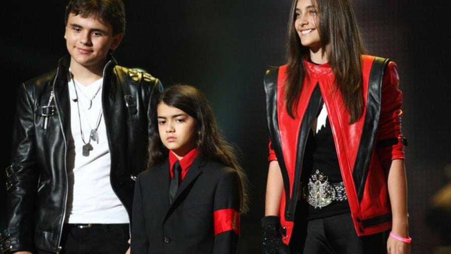 Hijos de Michael Jackson, en homenaje Hijos de Michael Jackson, en homenaje