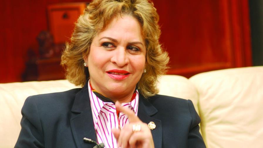 Ejecutivo designa Alexandra Izquierdo en Pro Industria