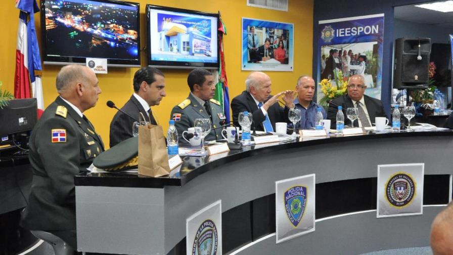 Mandos militares resaltan avances en la seguridad pública