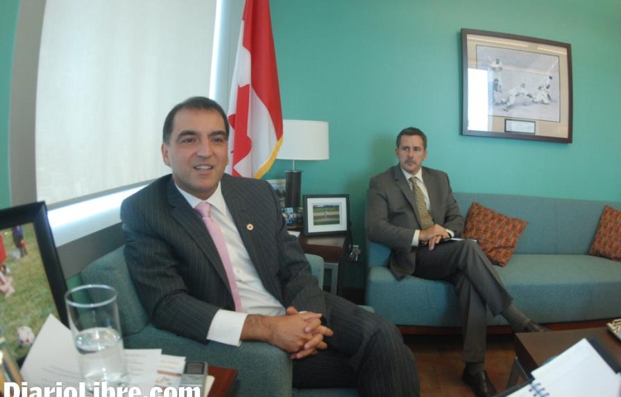 Embajador dice Canadá aporta al país 750,000 turistas anuales