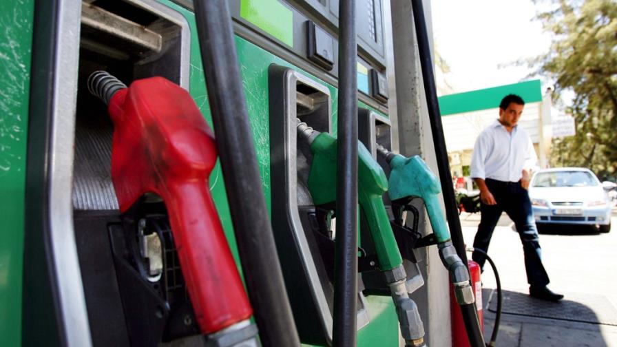 Disparidad en precios petróleo y los combustibles en el país Disparidad en precios petróleo y los combustibles en el país