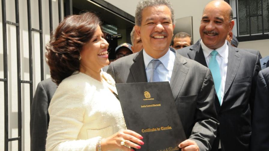Margarita Cedeño mostró certificado a Leonel en SC