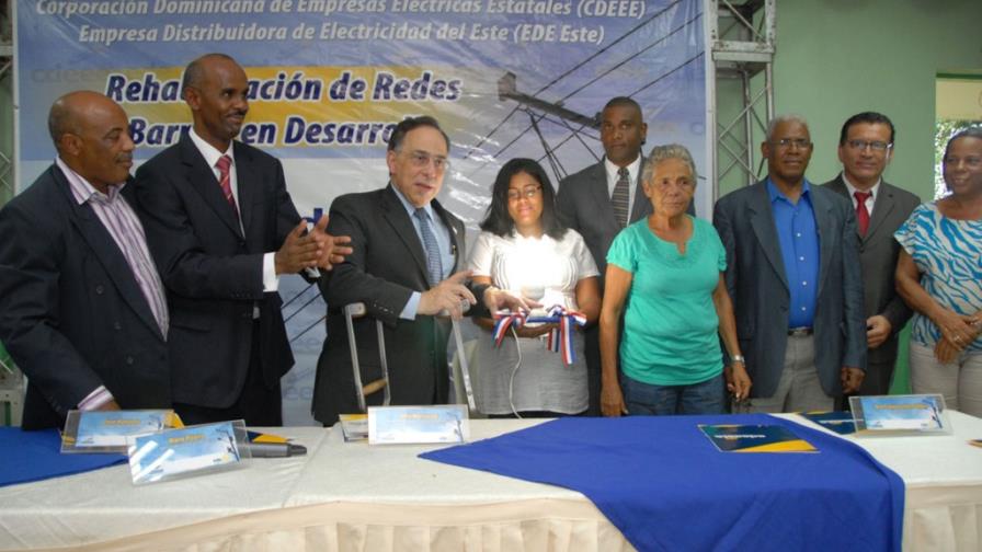 EdeEste incluye a Yamasá en circuitos 24 horas de luz