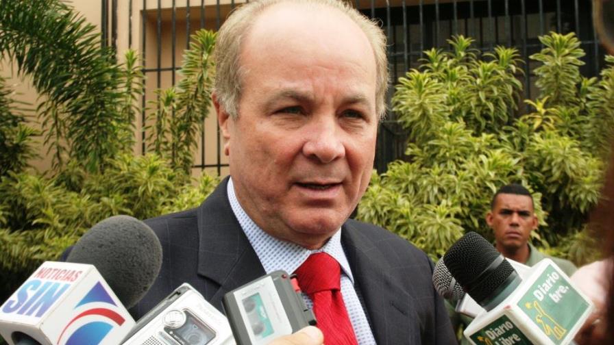 Aduanas dice no existe prohibición para importar ropas usadas