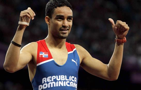 Luguelín Santos logra medalla de plata para República Dominicana