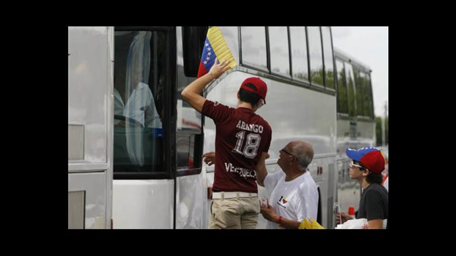 Venezolanos se movilizan a Nueva Orleans a votar Venezolanos se movilizan a Nueva Orleans a votar