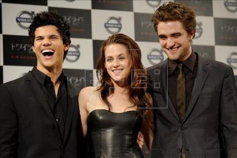 Robert Pattinson, Taylor Lautner y Kristen Stewart en Crepúsculo