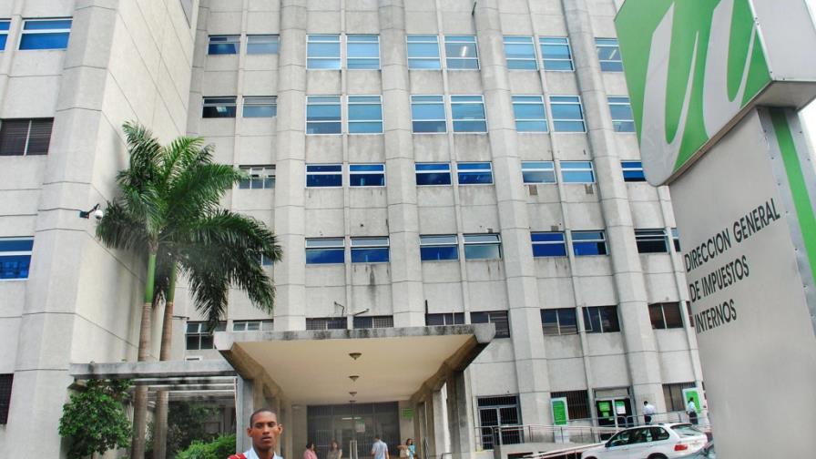 Director de la DGII afirma que la base tributaria es muy pequeña