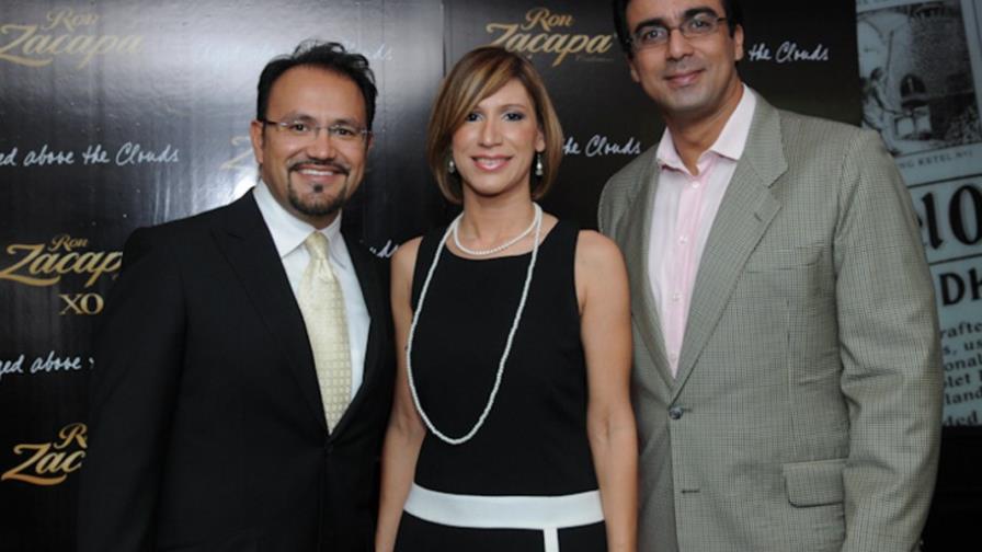 Zacapa renueva empaque