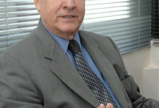 Escogido arremete contra árbitros y la Liga advierte