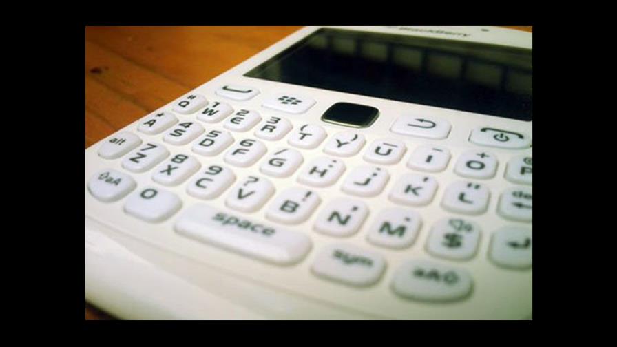 Bajo la Lupa : BlackBerry Curve 9320