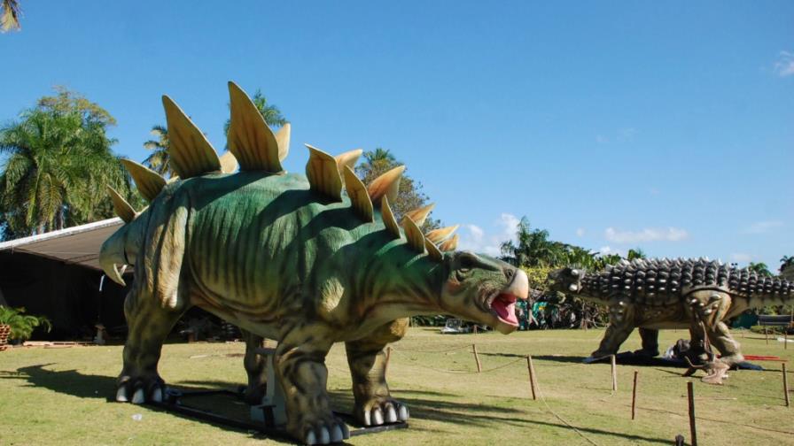 El Bosque Jurásico o los dinosaurios en escena