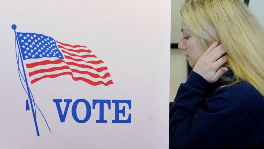 Gingrich gana en Georgia y Romney en Virginia en primarias republicanas