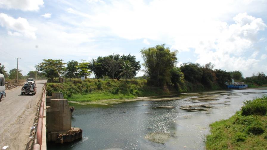 Cuatro jóvenes se ahogan en río Manoguayabo