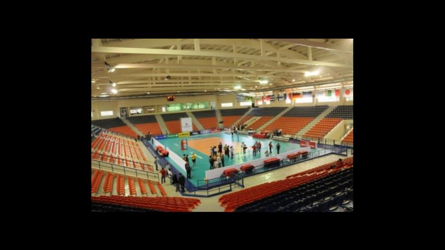 Leonel entrega remodelado pabellón de voleibol del Centro Olímpico Leonel entrega remodelado pabellón de voleibol del Centro Olímpico