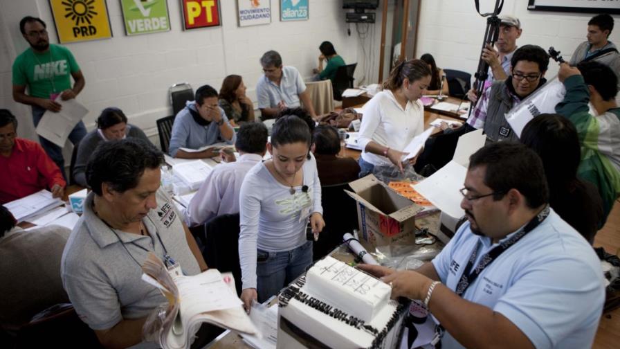 Recuento final votos da triunfo a Peña Nieto; izquierda rechaza