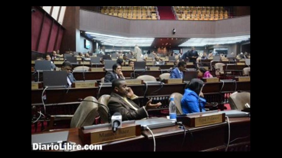 Diputados aprueban proyecto que limita a seis los viceministerios