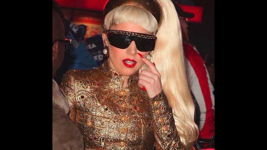 Subastan Taza de Lady Gaga para víctimas tsunami