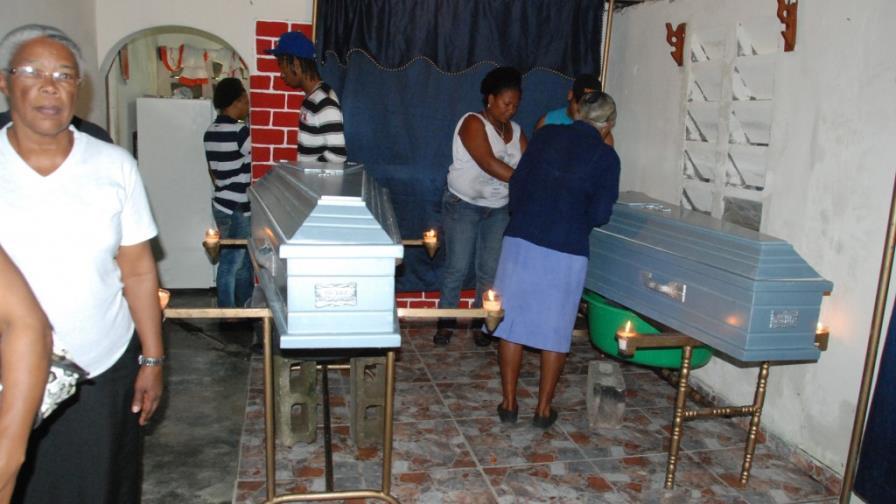 Río Manoguayabo: Van 17 ahogados