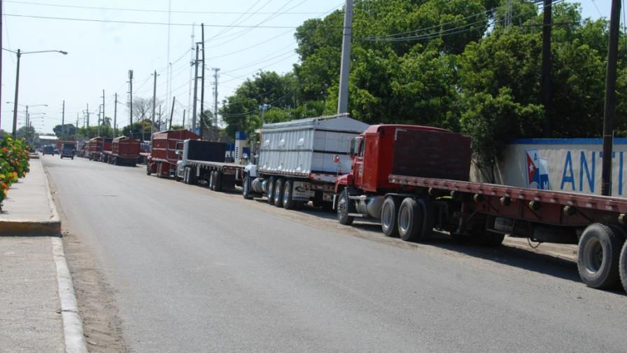 Camioneros mantienen huelga porque el Gobierno les debe RD$300 millones