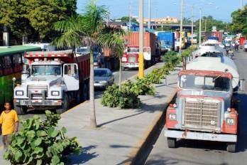 Hipólito Mejía pide diálogo entre Gobierno y Fenatrado Hipólito Mejía pide diálogo entre Gobierno y Fenatrado