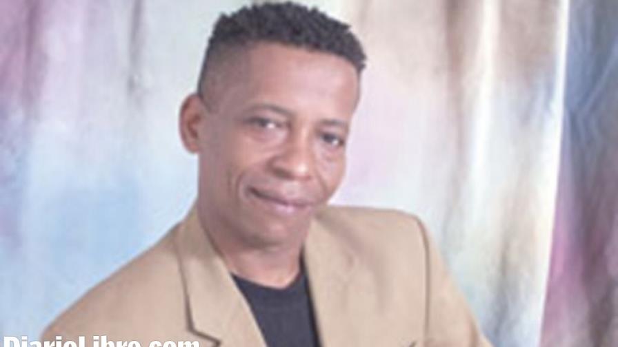 Sepultan los restos de Frank Suero