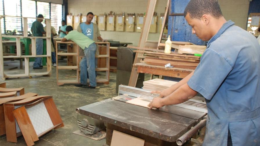 Recuerdan que el 16 de agosto no es laborable Recuerdan que el 16 de agosto no es laborable