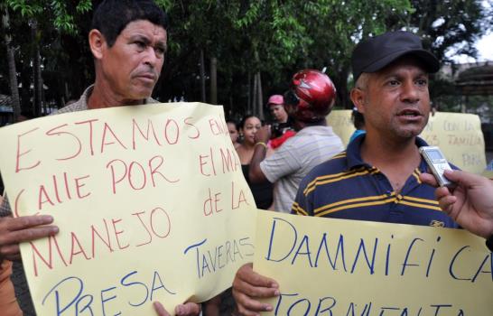 Damnificados de la tormenta Olga protestan por viviendas