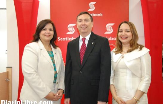 Un moderno Scotiabank en Ágora Mall