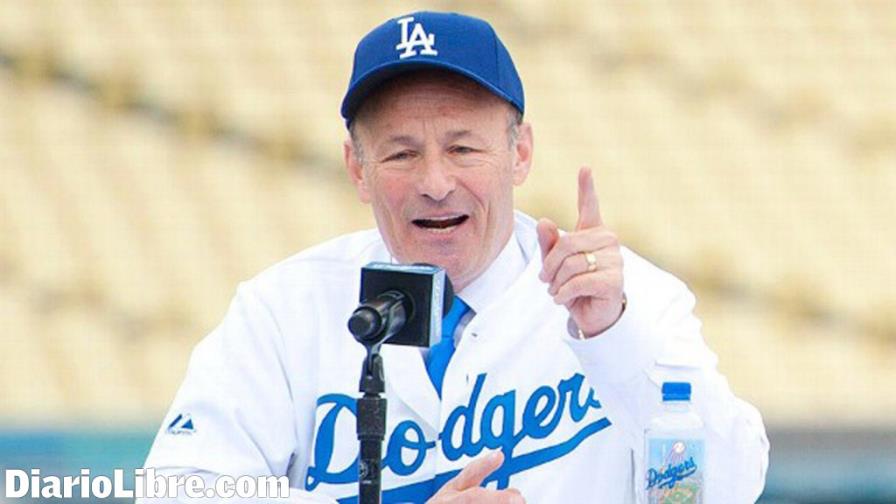 Stan Kasten define los planes de los Dodgers de LA Stan Kasten define los planes de los Dodgers de LA