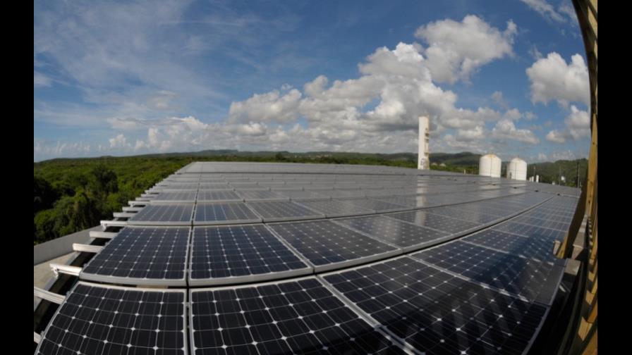 El parque de energía solar más grande del Caribe ahora está en Puerto Rico El parque de energía solar más grande del Caribe ahora está en Puerto Rico