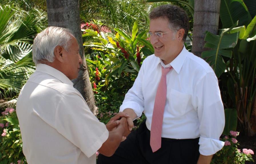 García, primer demócrata de origen cubano que llega al Congreso por Florida
