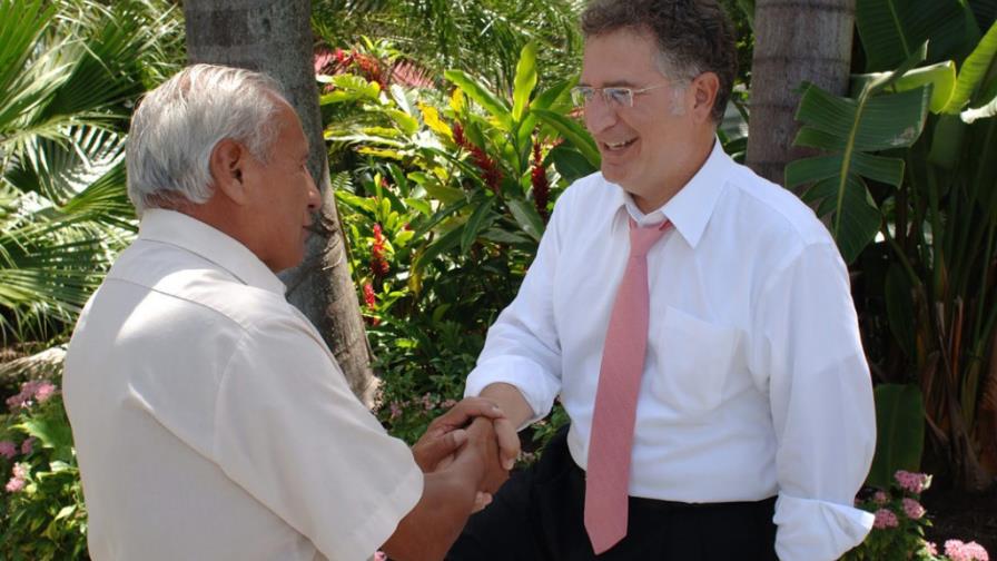 García, primer demócrata de origen cubano que llega al Congreso por Florida