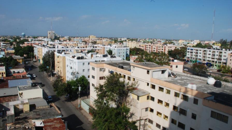 Fuentes ve reforma afecta a clase media