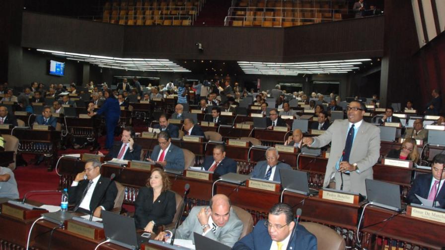 Gestiones para tratar de cambiar la reforma fiscal no dan frutos