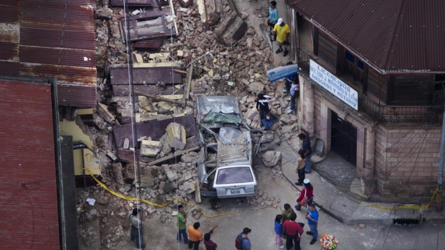 Sismo deja 39 muertos en Guatelama