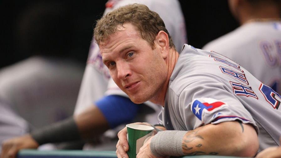 Josh Hamilton toca puertas equipos