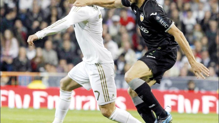Real Madrid empata; su ventaja queda en 4