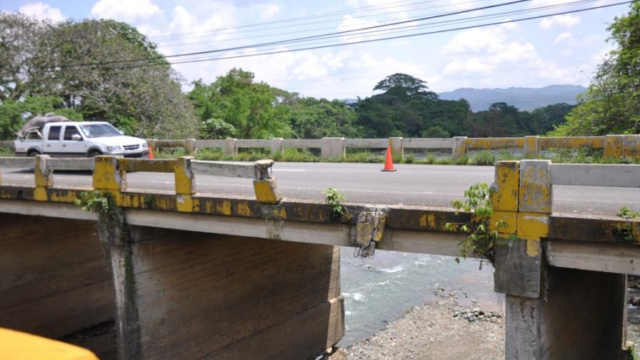 Lluvias dañan puentes y viviendas en Cibao Lluvias dañan puentes y viviendas en Cibao