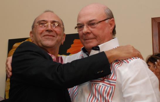 Guillermo Caram decide apoyar a Hipólito Mejía Guillermo Caram decide apoyar a Hipólito Mejía