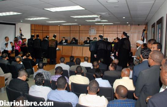 TSE deja sin efecto suspensión de Miguel Vargas