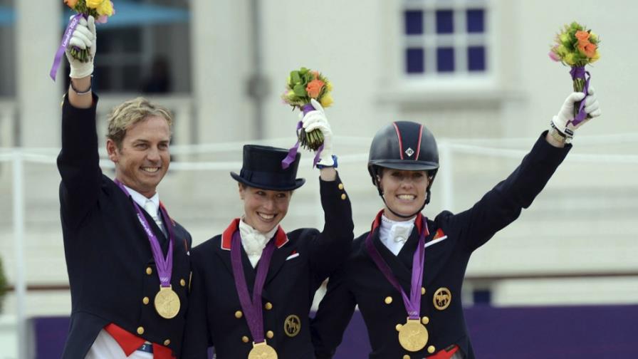 Lentamente, atletas gay dan la cara en los Juegos Olímpicos