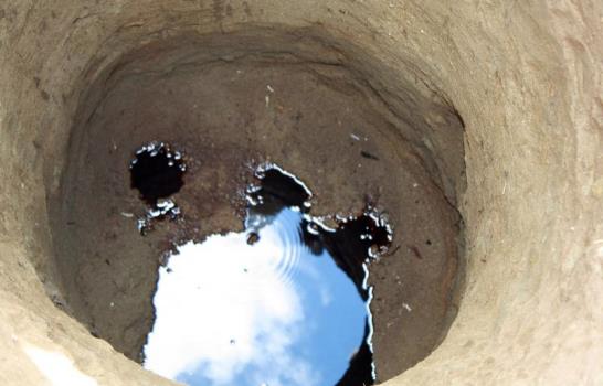 Medio Ambiente analiza líquido parecido al petróleo en Montecristi