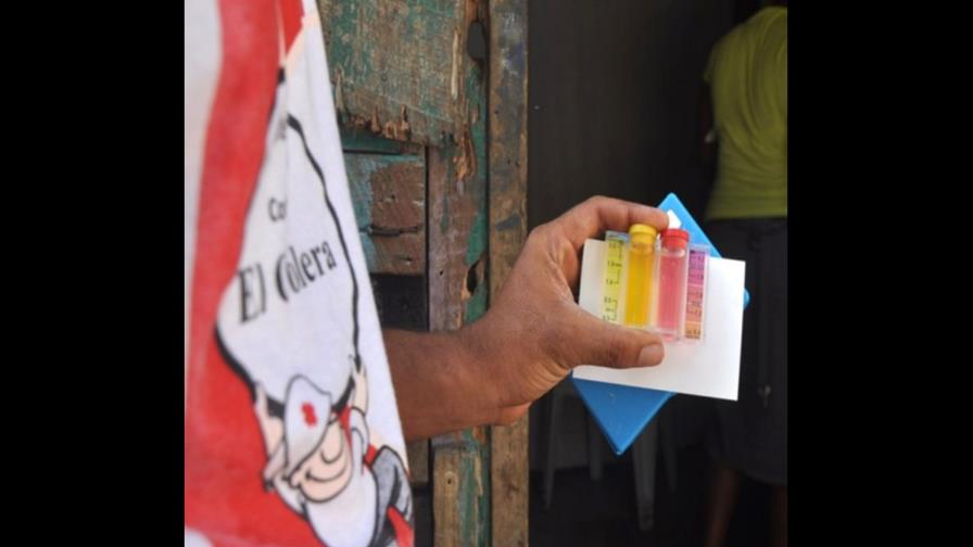 Muere uno de dengue y una mujer por cólera