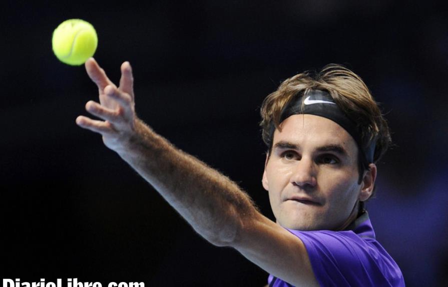 Federer avanza en la Copa Masters