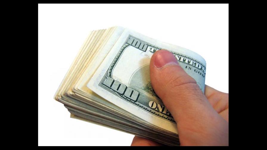 Precio del dólar rompe la barrera de los 40 pesos