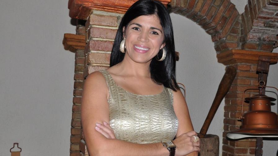 Ana Simó, La infidelidad es considerada una enfermedad