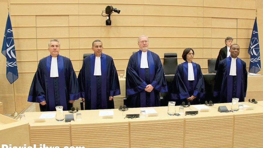 Primera dominicana en La Haya